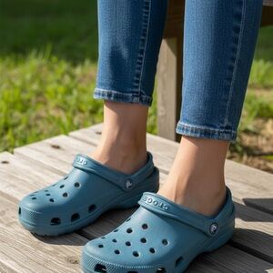 CROCS Classic Clogs Blue Unisex Adult Slip On Waterproof Sandals